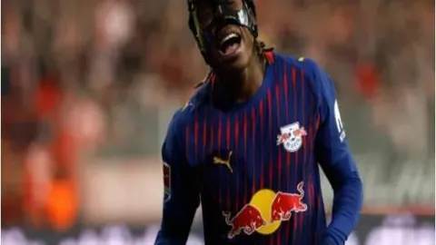 库里强调：力争西部前六，保障季后赛席位并赢得宝贵一周休整