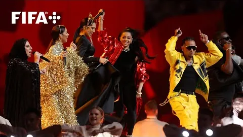 《血色荒野》惊曝实机展示！战斗多面手，挥刀射箭魔法自由畅玩》